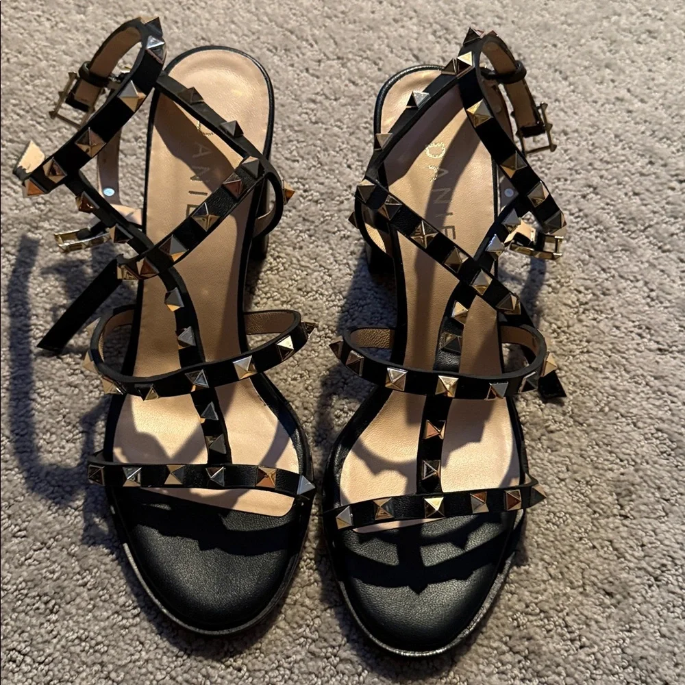 Black Leather Studded Block Heeled Sandals with gold studs - Picture 4 of 6